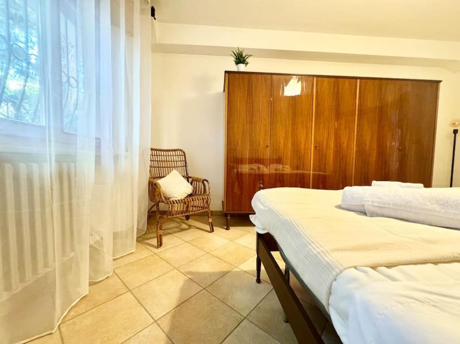 Casa Nel Verde - 4 Posti Letto Apartment Киаравале Екстериор снимка