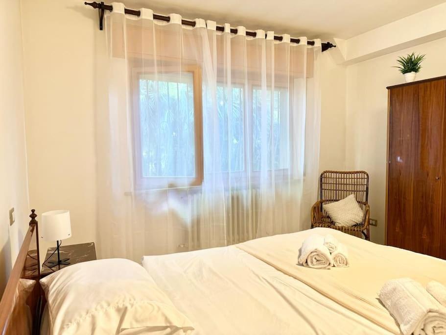 Casa Nel Verde - 4 Posti Letto Apartment Киаравале Екстериор снимка